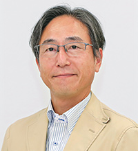 Ryuji Hayashi Senior Professor/Medical Director