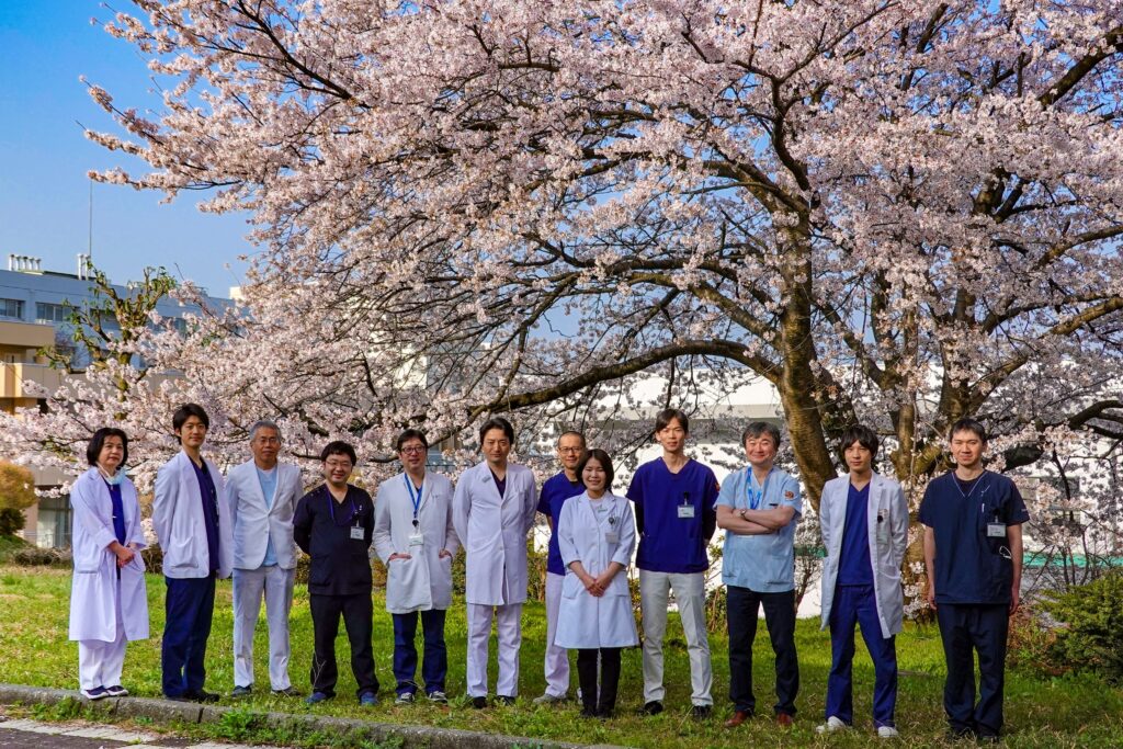 写真：富山大学脳神経外科チームの面々（2021年4月）